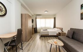 John Central Suites